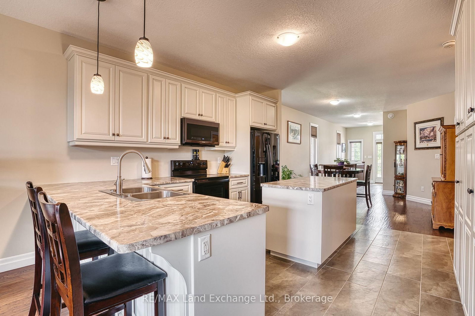 471 Devonshire Road • Saugeen Shores, ON photo 10