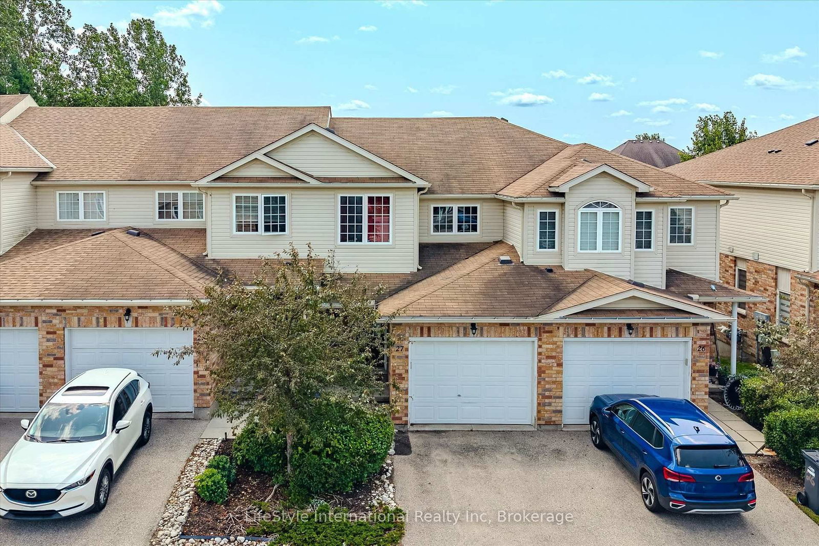 105 Bard Boulevard • #27 • Guelph, ON photo 1
