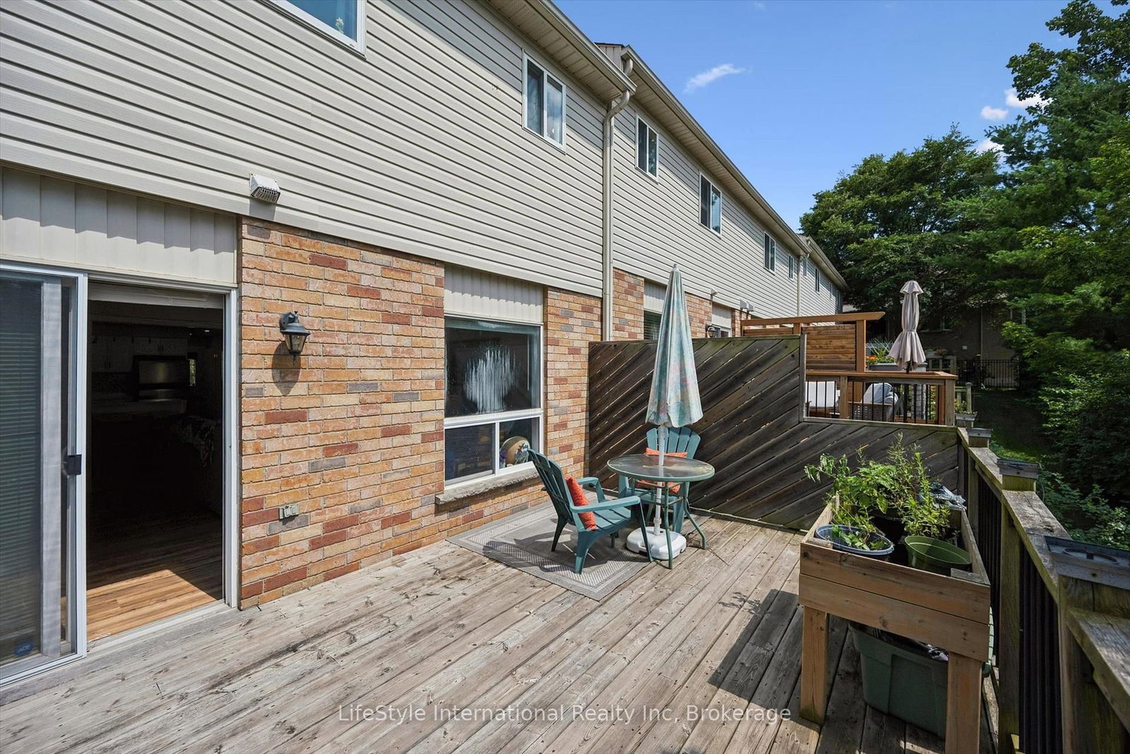 105 Bard Boulevard • #27 • Guelph, ON photo 27