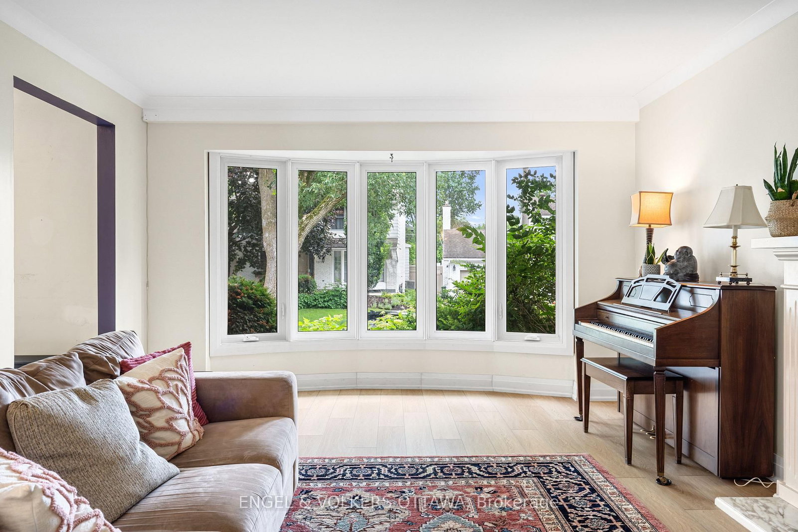 2343 Whitehaven Crescent • Ottawa, ON photo 10