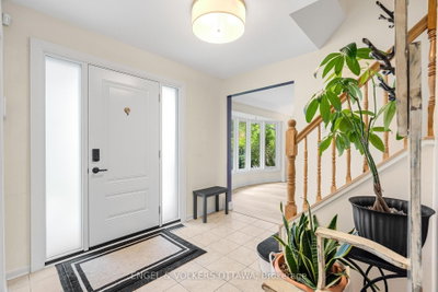 2343 Whitehaven Crescent • Ottawa, ON photo 4