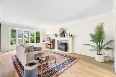 2343 Whitehaven Crescent • Ottawa, ON photo 8