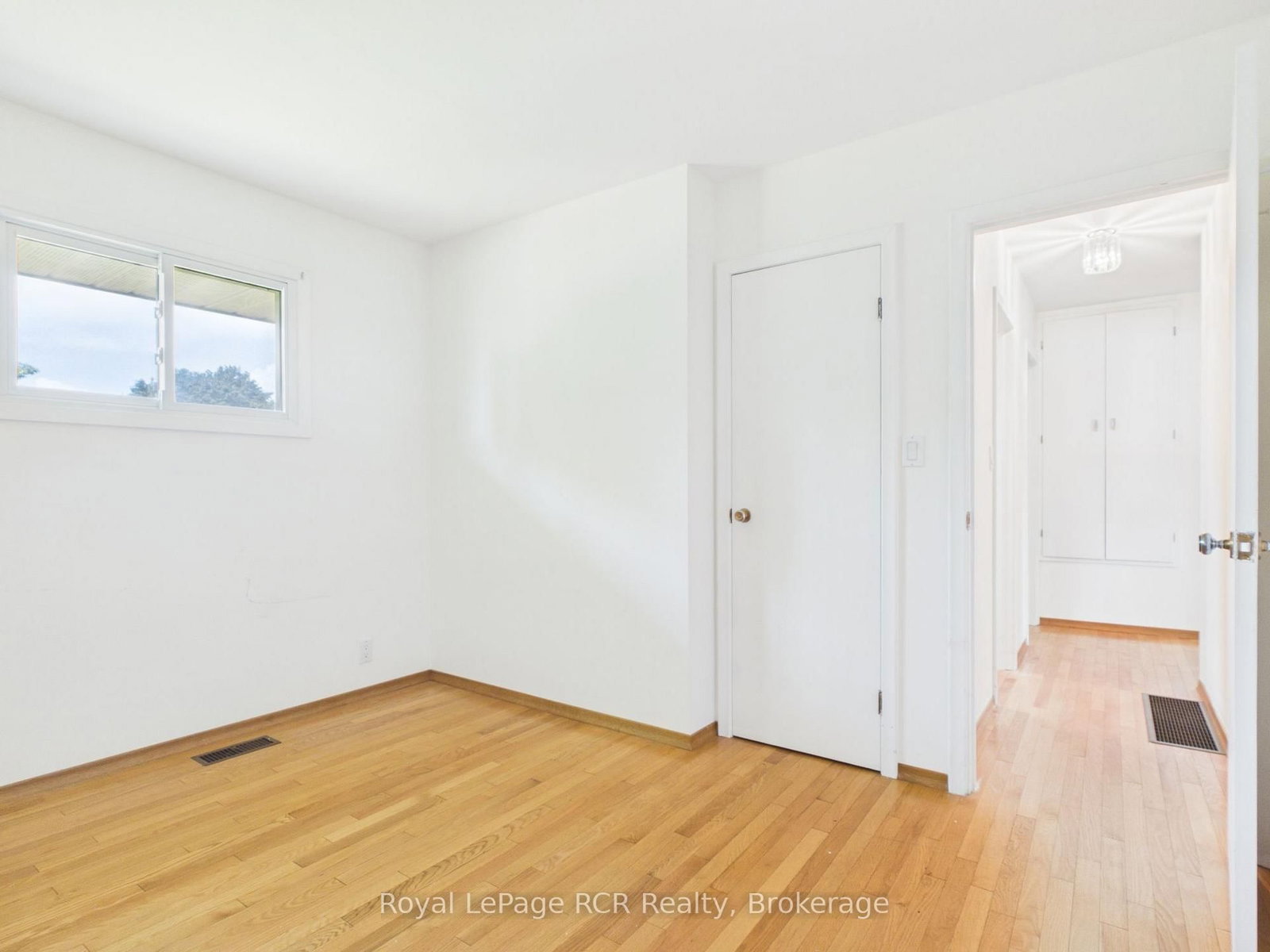 30 Mark Street E • Grey Highlands, ON photo 13
