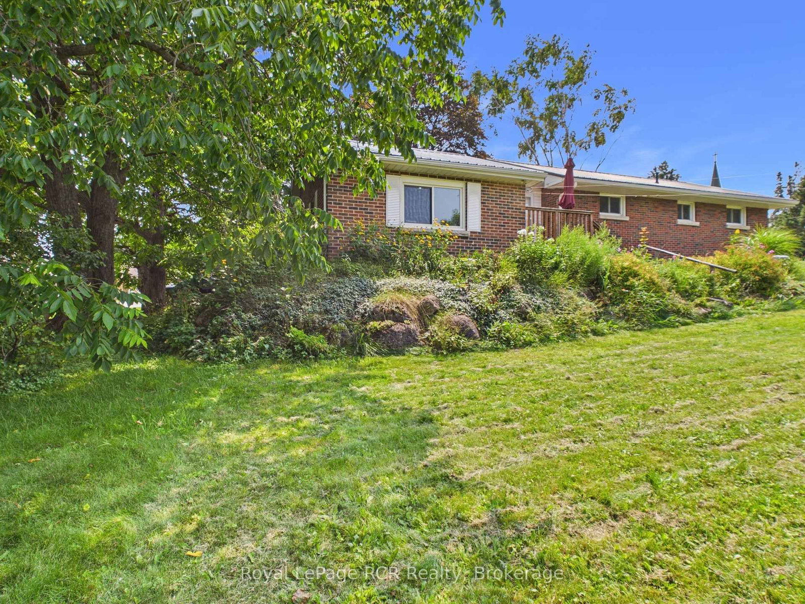 30 Mark Street E • Grey Highlands, ON photo 35