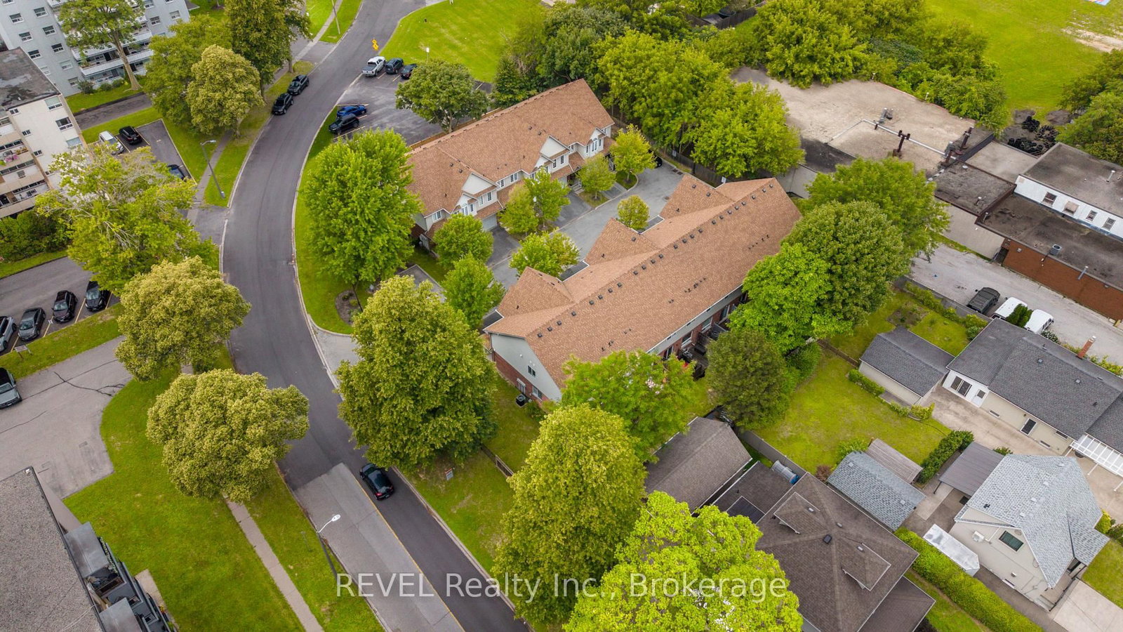 11 - 6263 Valley Way • Niagara Falls, ON photo 42
