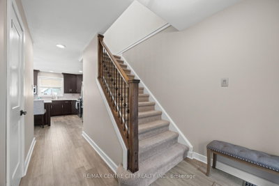 43 Meredith Drive • Middlesex Centre, ON photo 5