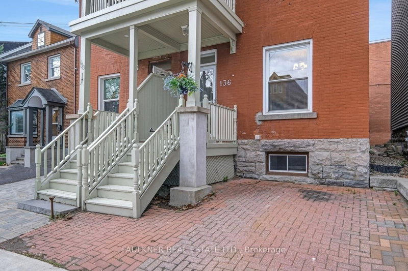 136 Concord Street S