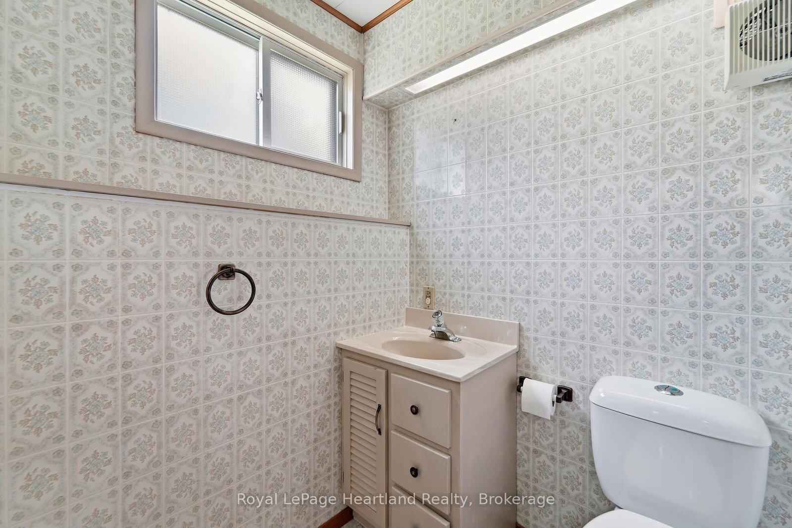 128 Britannia Road W • Goderich, ON photo 25