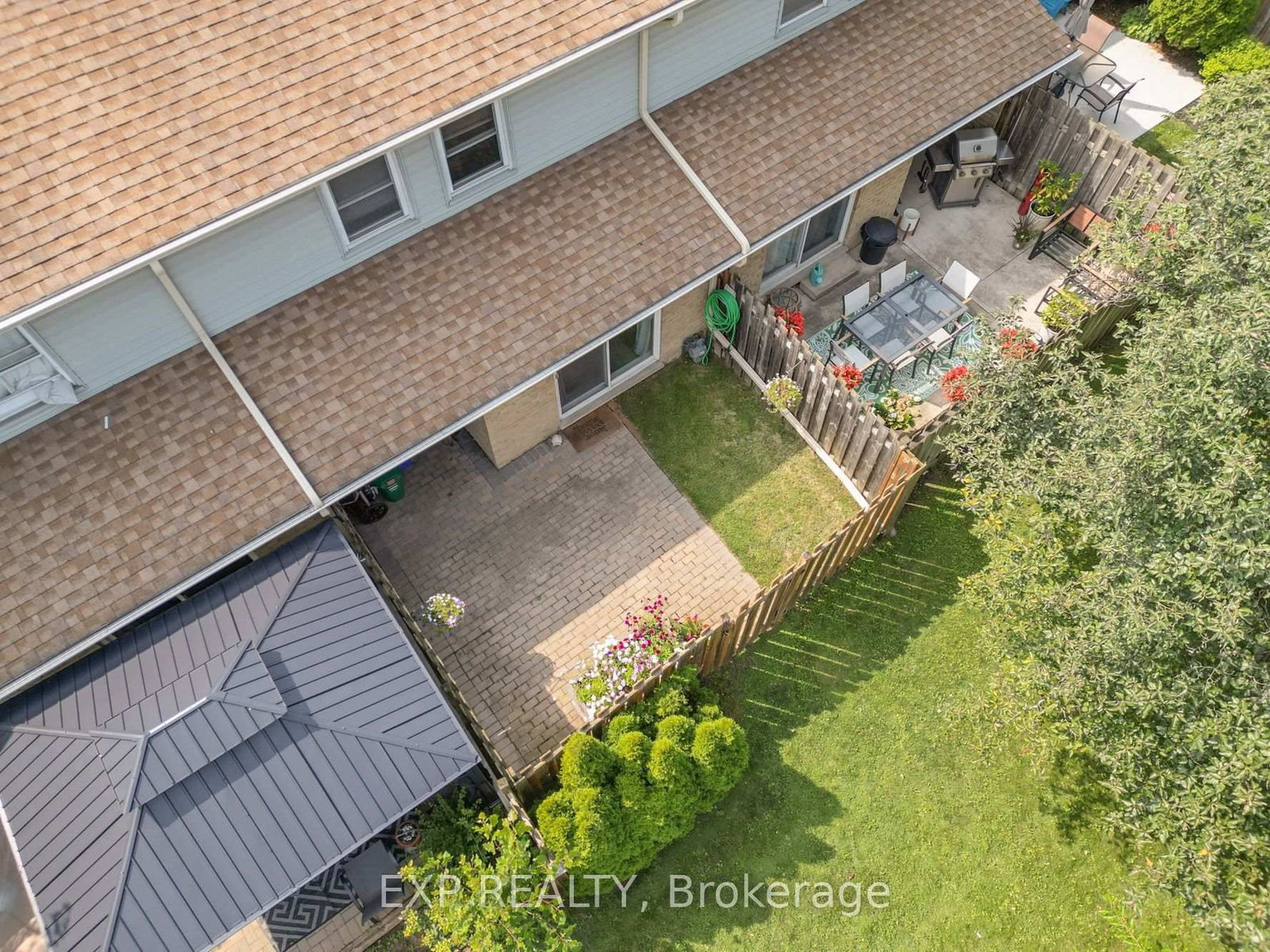 242 LAKEPORT Road • #32 • St. Catharines, ON photo 29