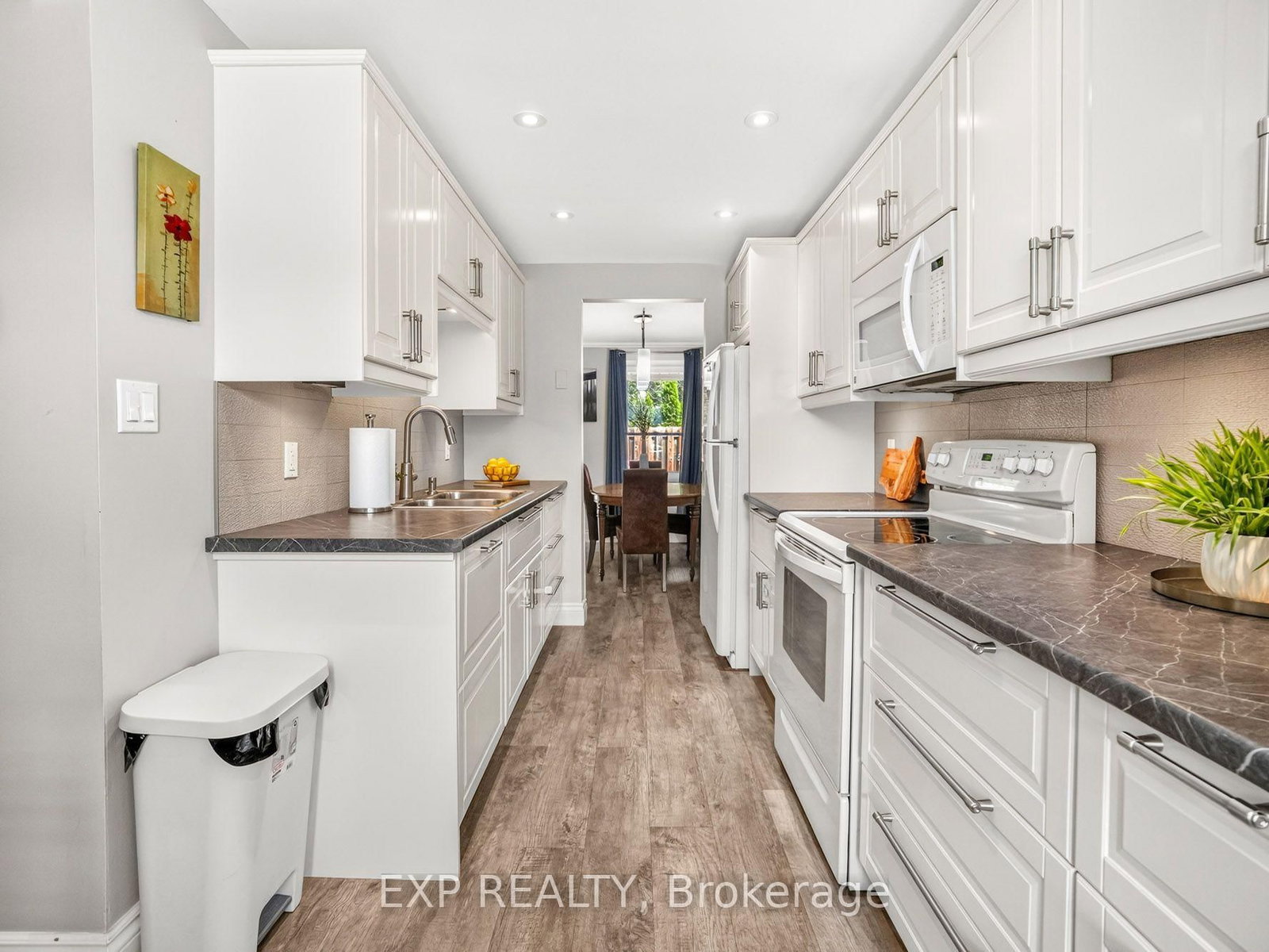 242 LAKEPORT Road • #32 • St. Catharines, ON photo 6
