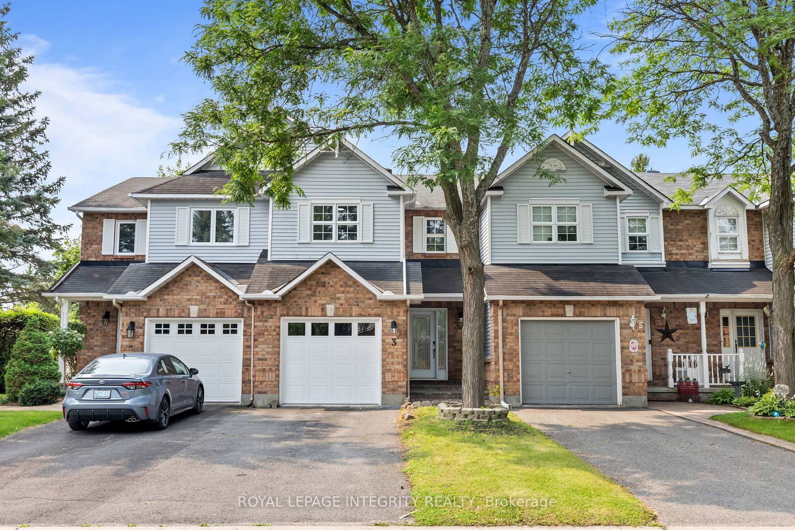 3 Kalbrook Street • Ottawa, ON photo 1