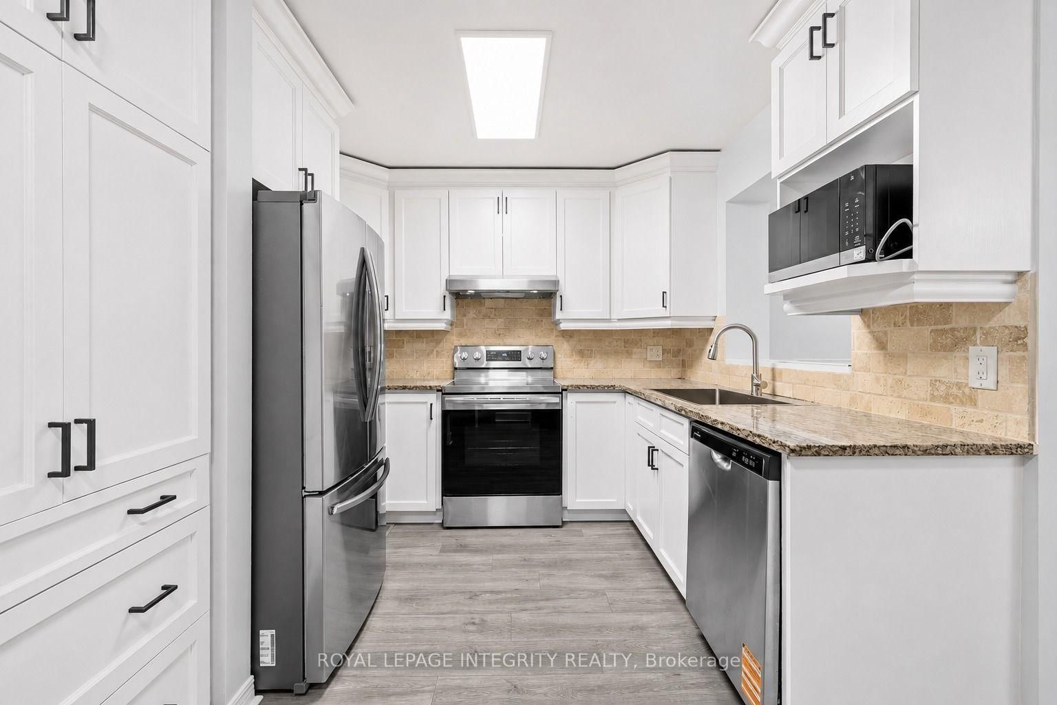 3 Kalbrook Street • Ottawa, ON photo 4