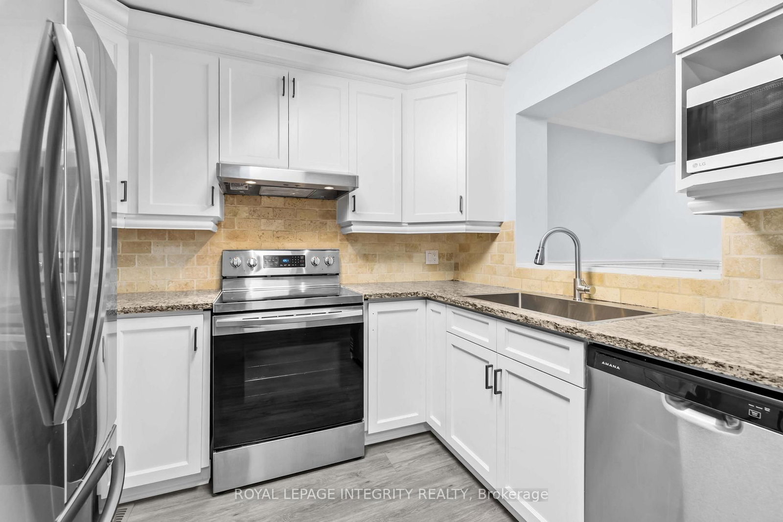 3 Kalbrook Street • Ottawa, ON photo 5