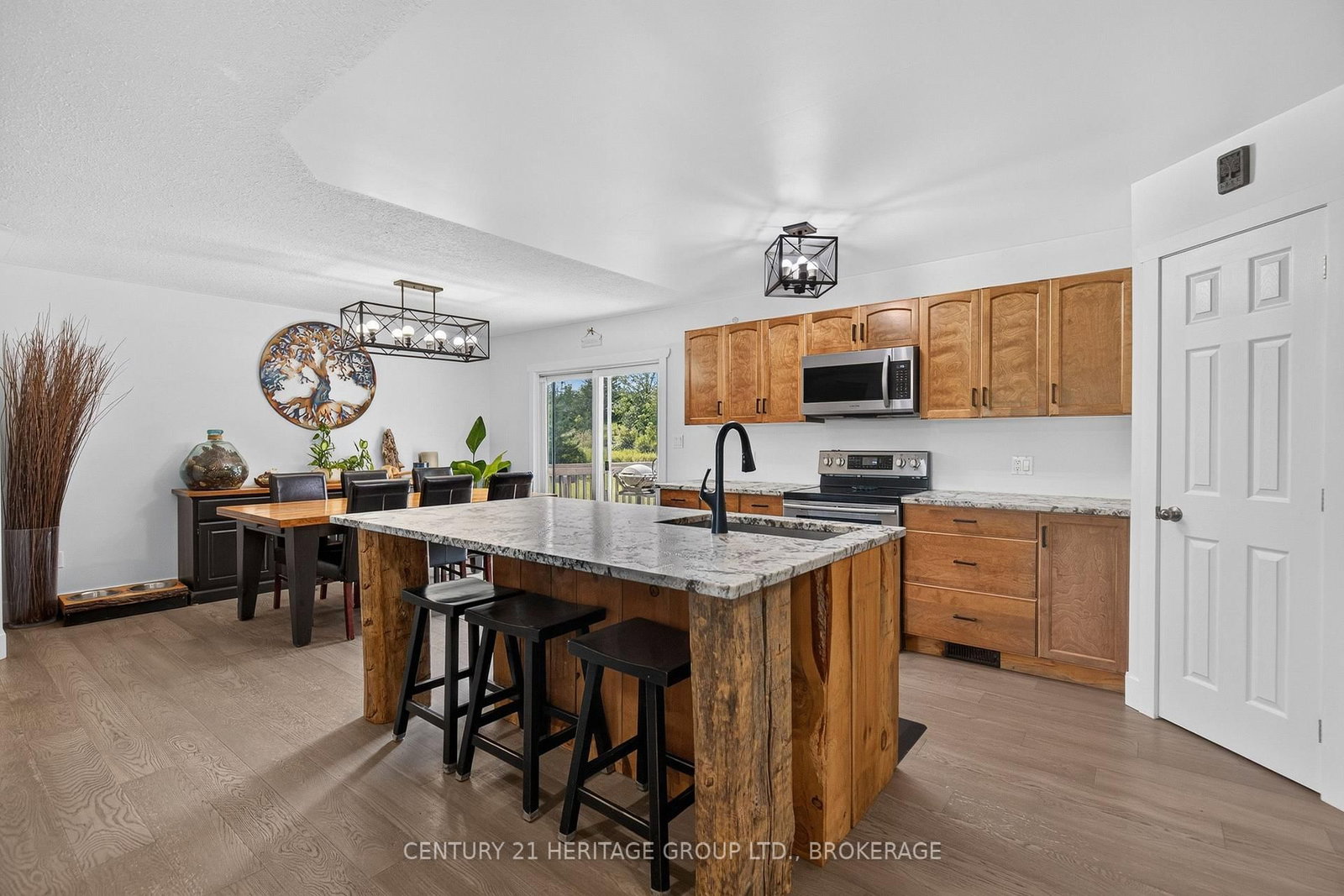 635 Bethel Road • Yarker, ON photo 13