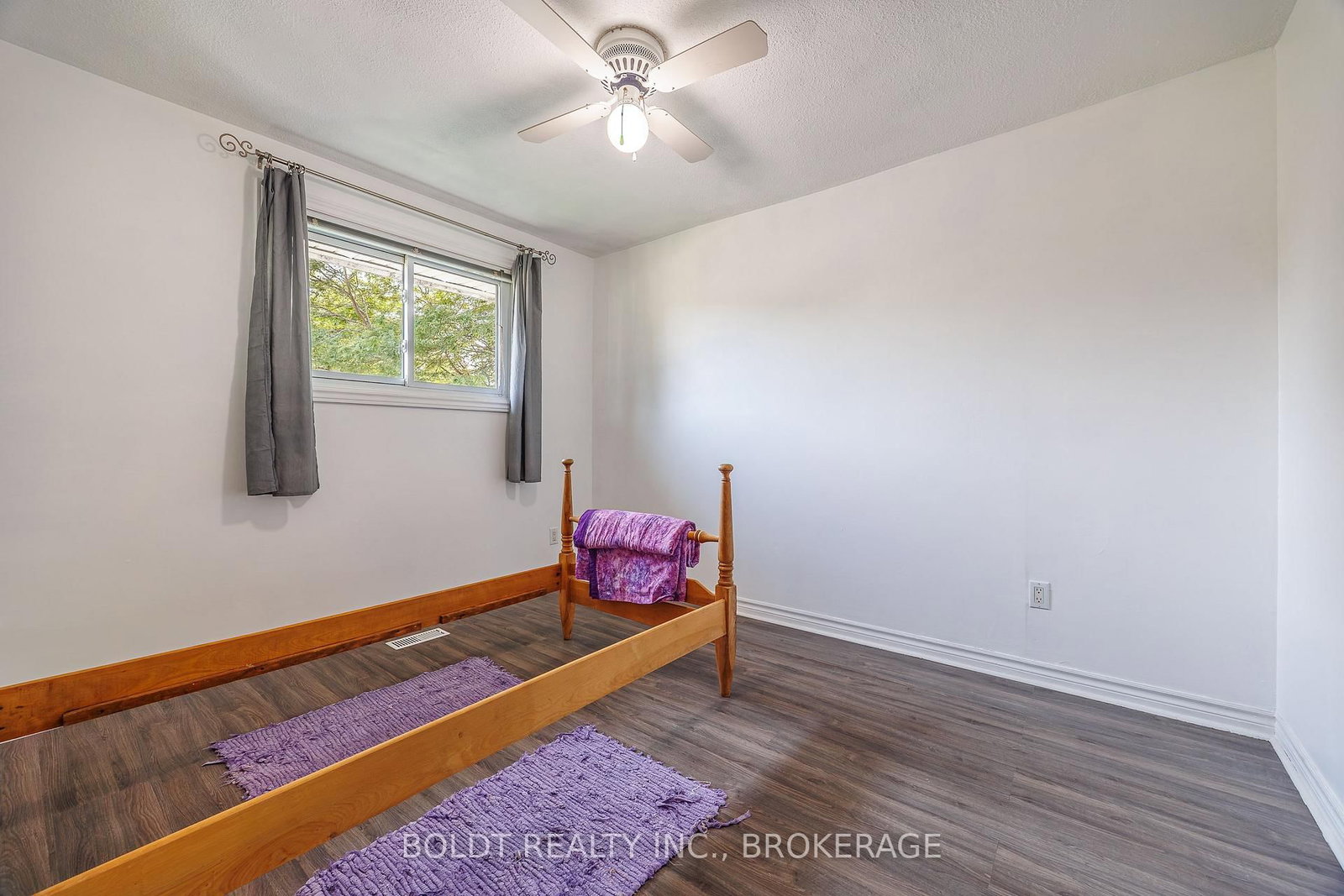 13 1/2 Northglen Avenue • St. Catharines, ON photo 17