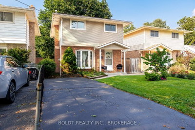 13 1/2 Northglen Avenue • St. Catharines, ON photo 2