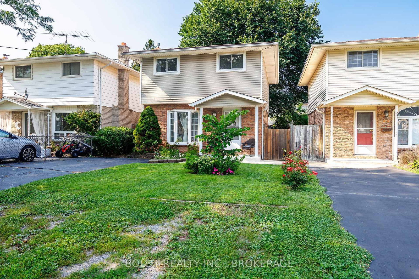 13 1/2 Northglen Avenue • St. Catharines, ON photo 3