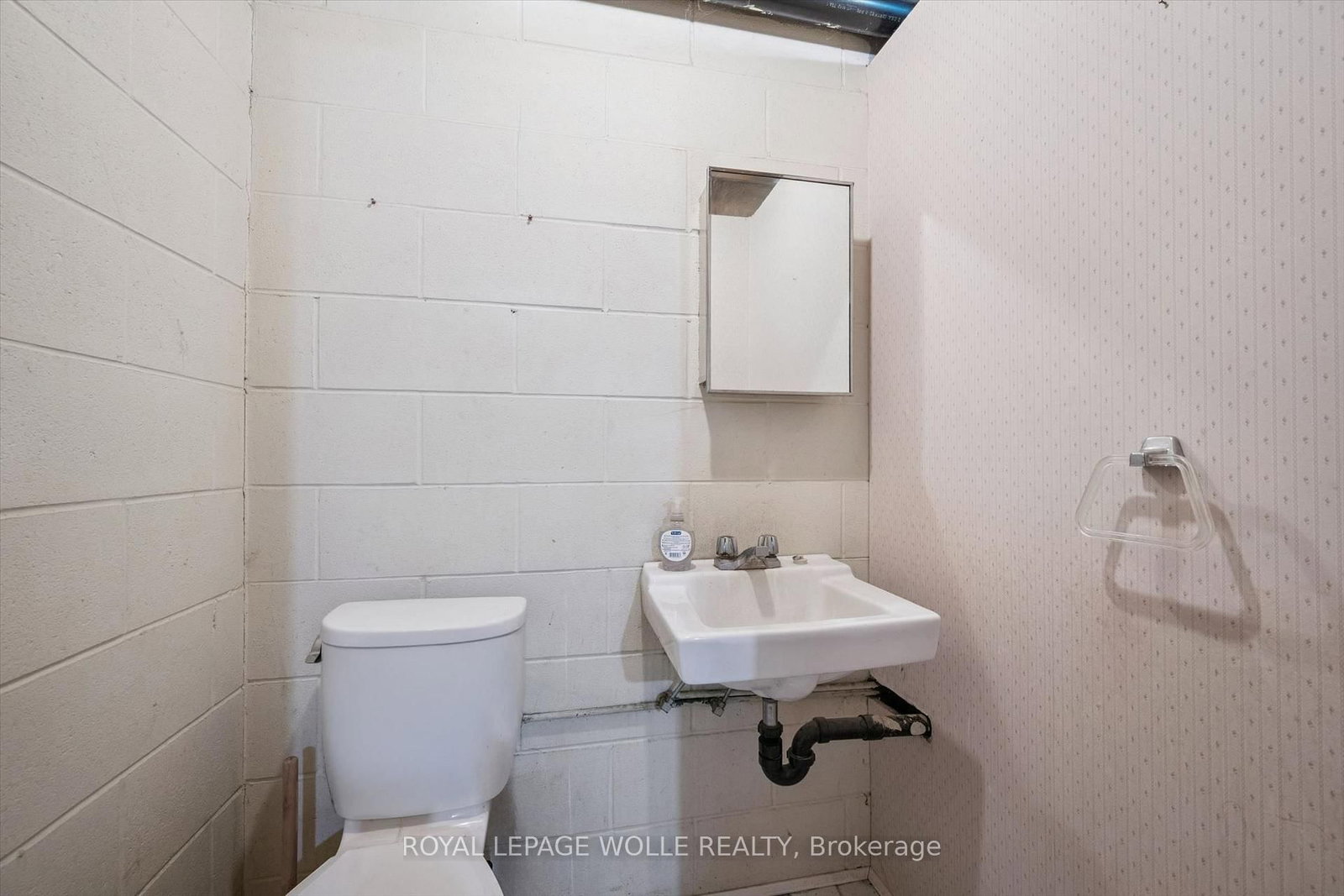 30 Flamingo Drive • #30 • Woolwich, ON photo 33