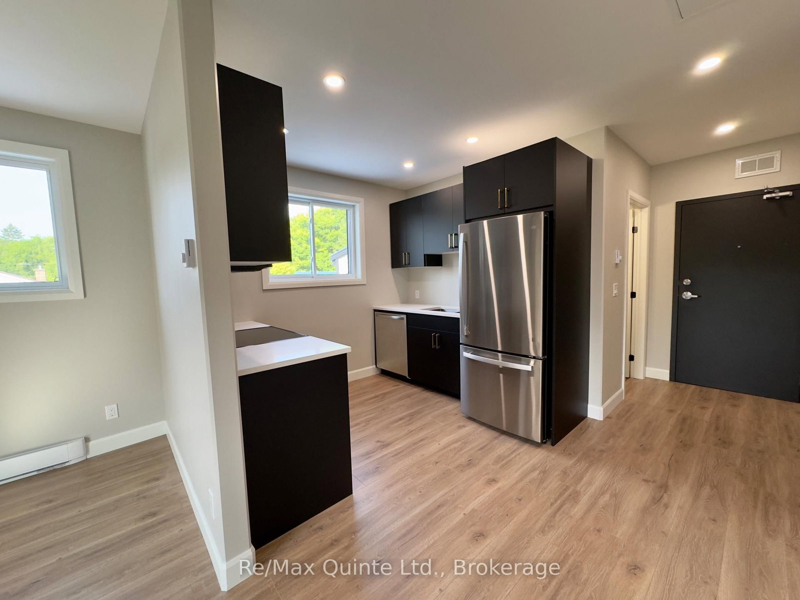 4 - 330 Victoria Street, Tweed 1