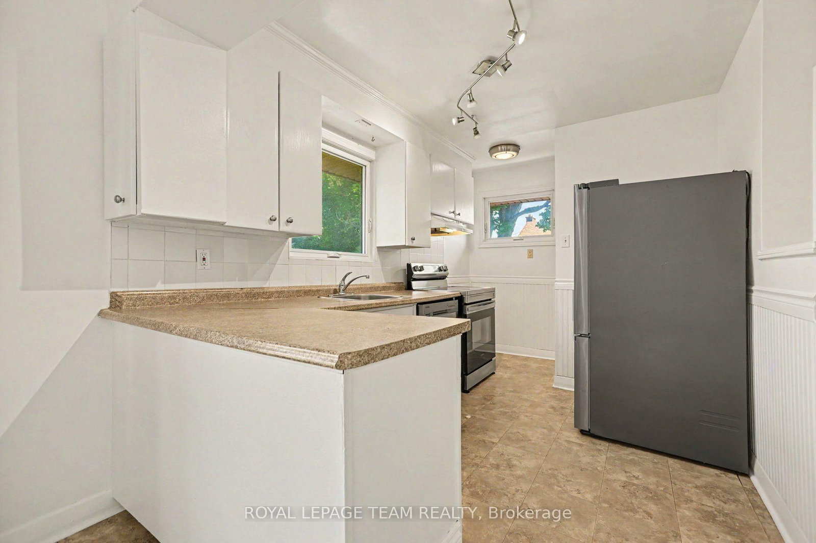 3 Donna Street • Ottawa, ON photo 14