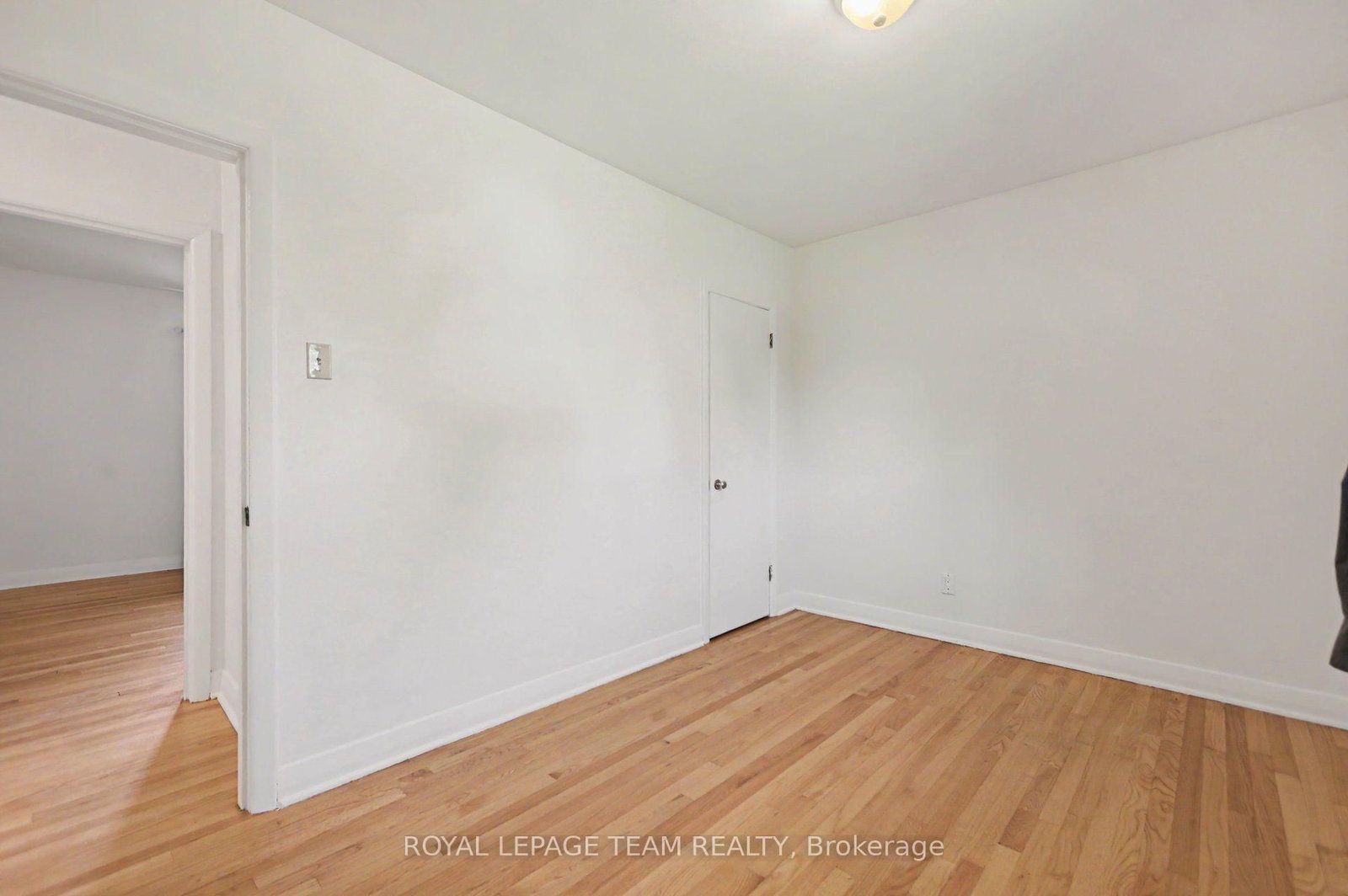 3 Donna Street • Ottawa, ON photo 23