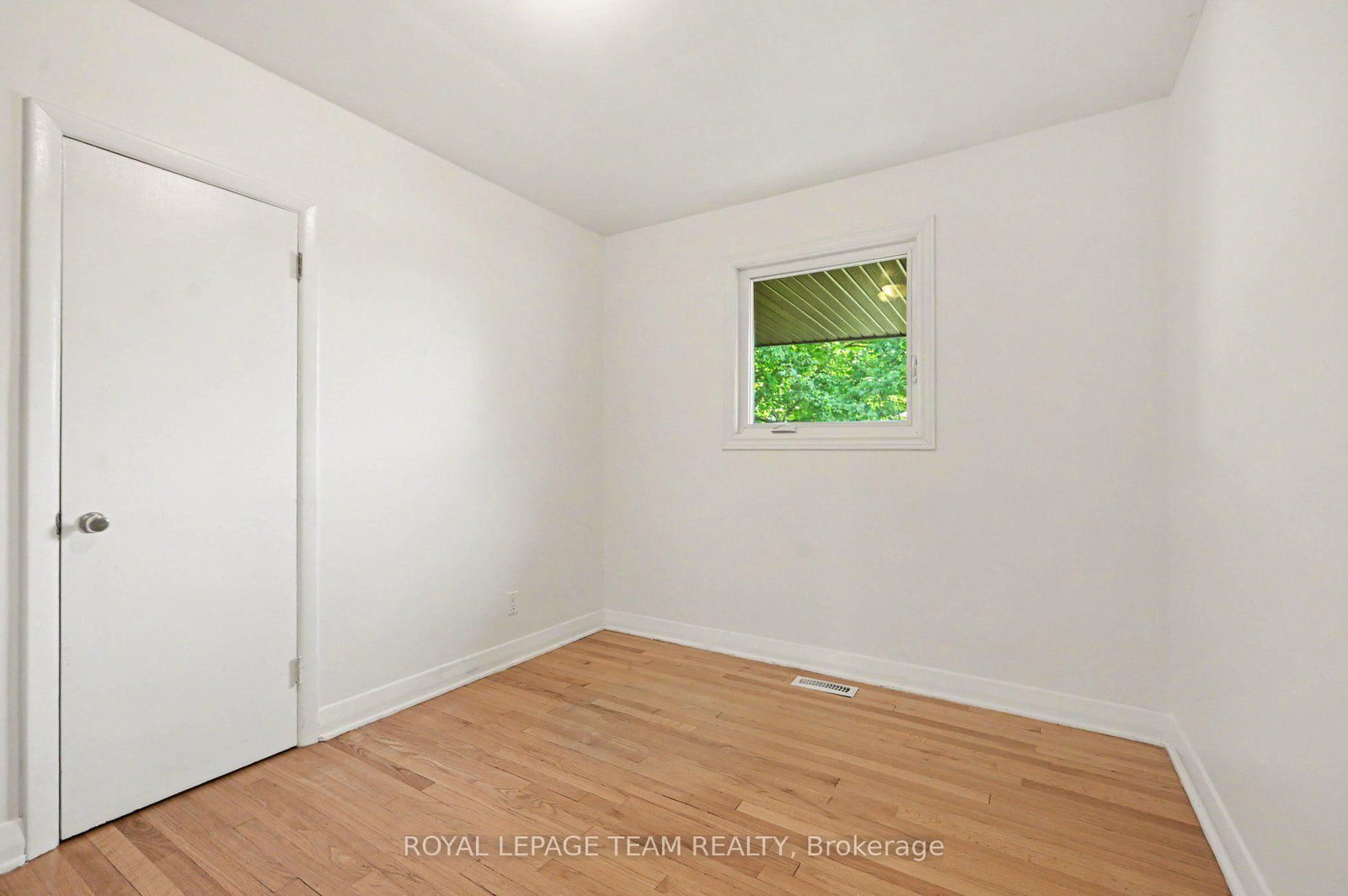 3 Donna Street • Ottawa, ON photo 24