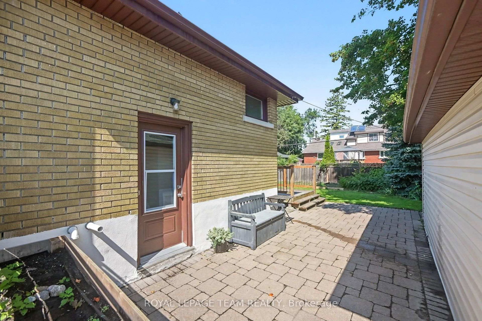 3 Donna Street • Ottawa, ON photo 36
