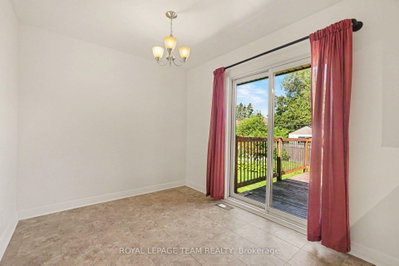 3 Donna Street • Ottawa, ON photo 9