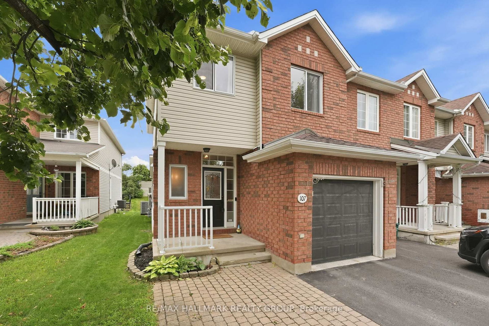 107 Bishops Mills Way • Ottawa, ON photo 1