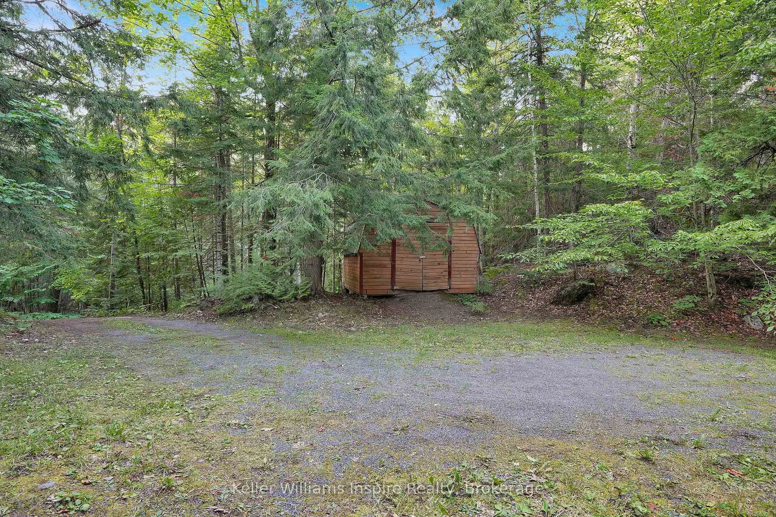 77 KINGFISHER Lane • Bancroft, ON photo 28