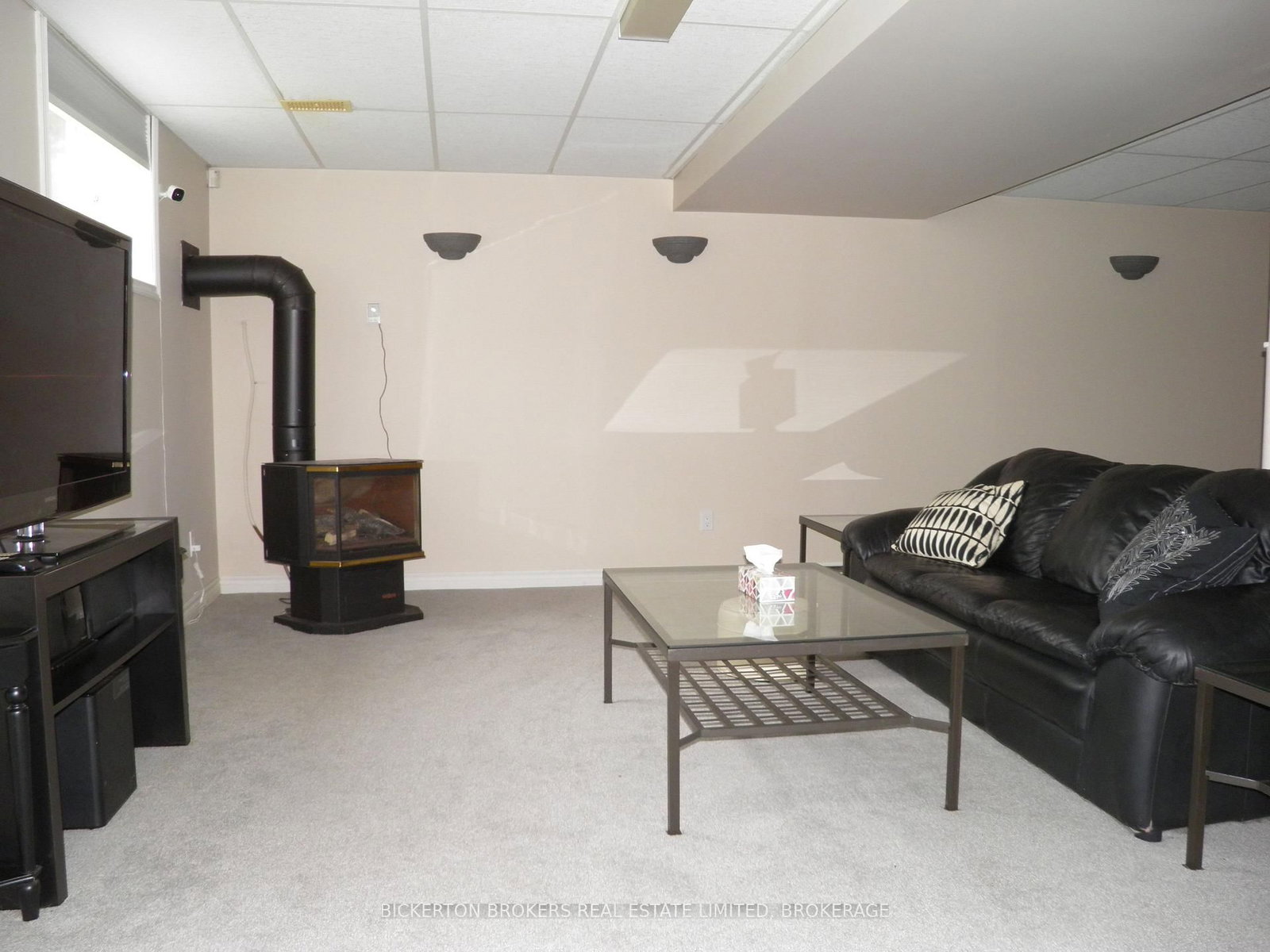 21 Frederick St Street • Lansdowne Village, ON photo 27