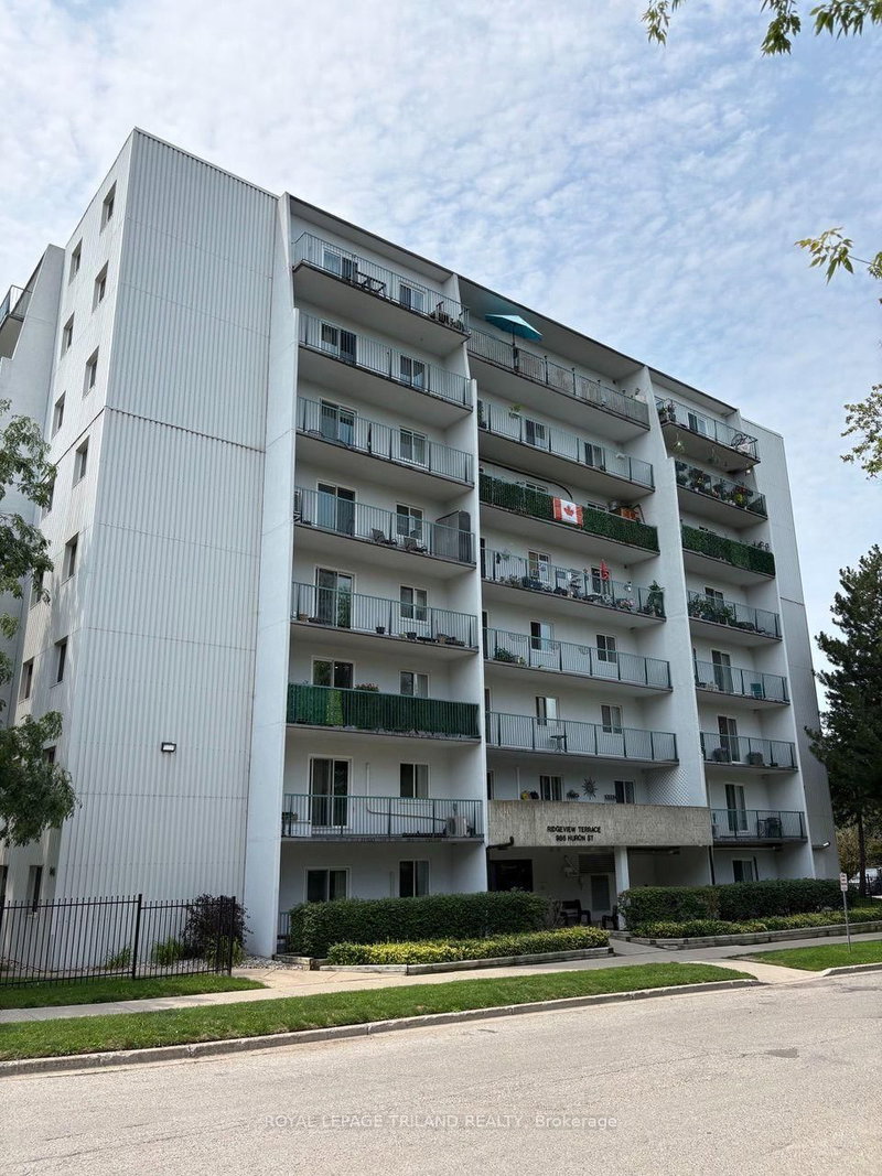 310 - 986 Huron Street