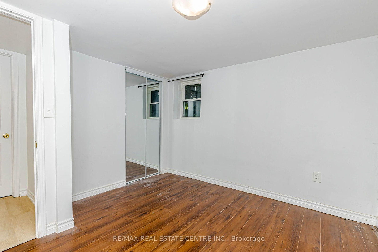 16 Ainslie Avenue • Hamilton, ON photo 13