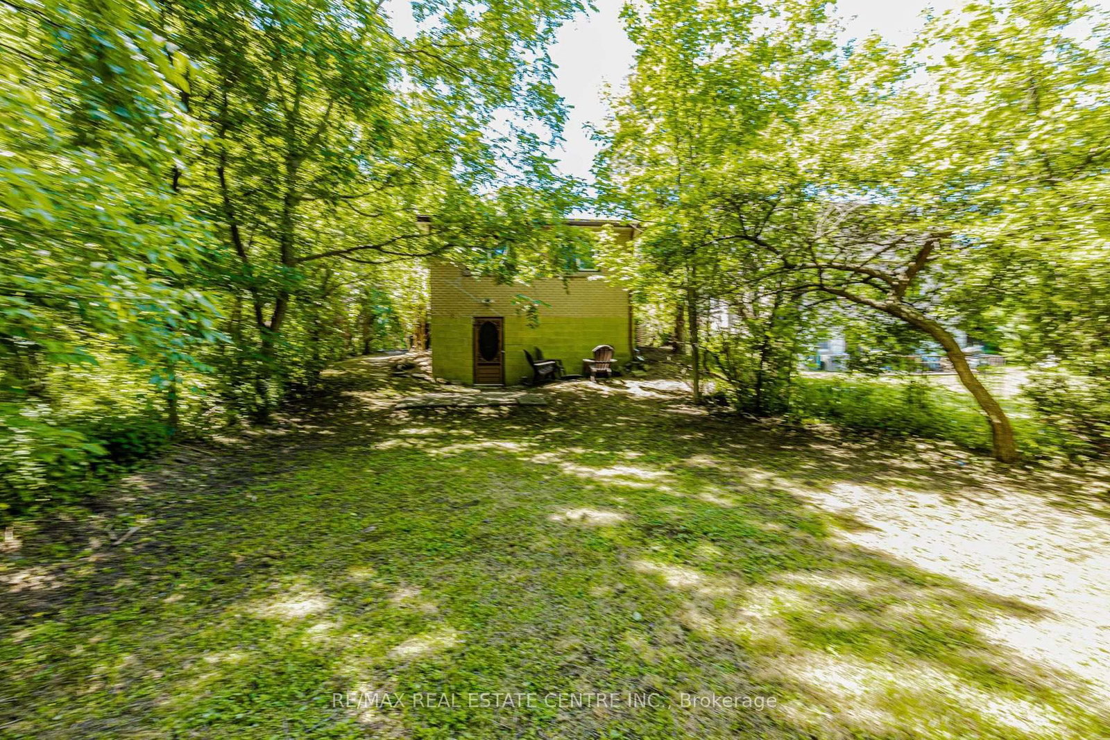 16 Ainslie Avenue • Hamilton, ON photo 16