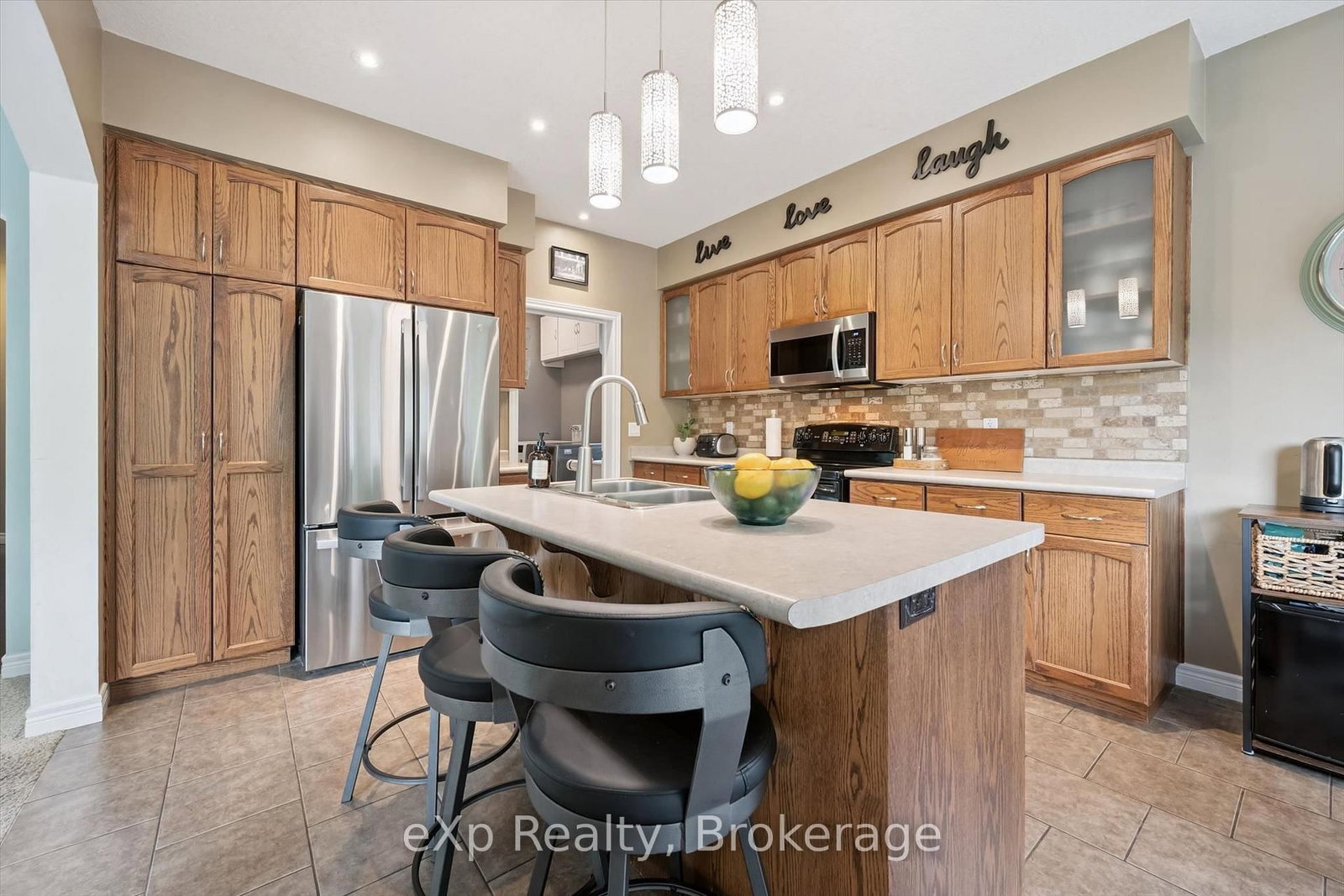 41 Westra Drive • Guelph, ON photo 15