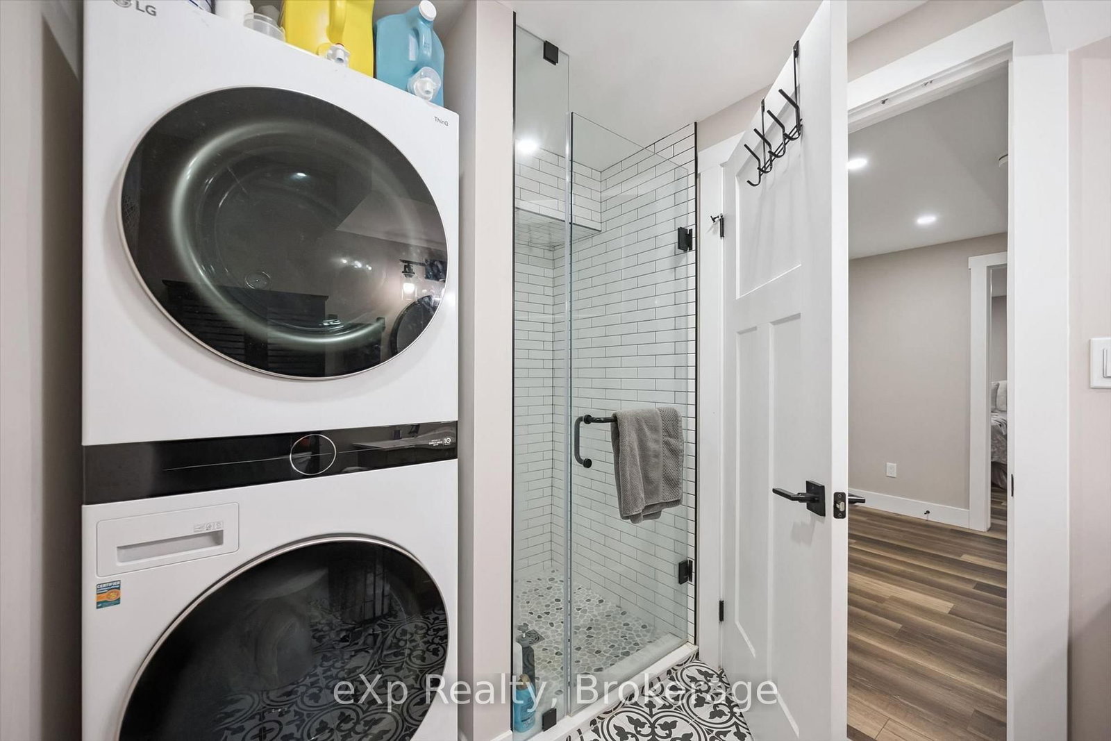 41 Westra Drive • Guelph, ON photo 38