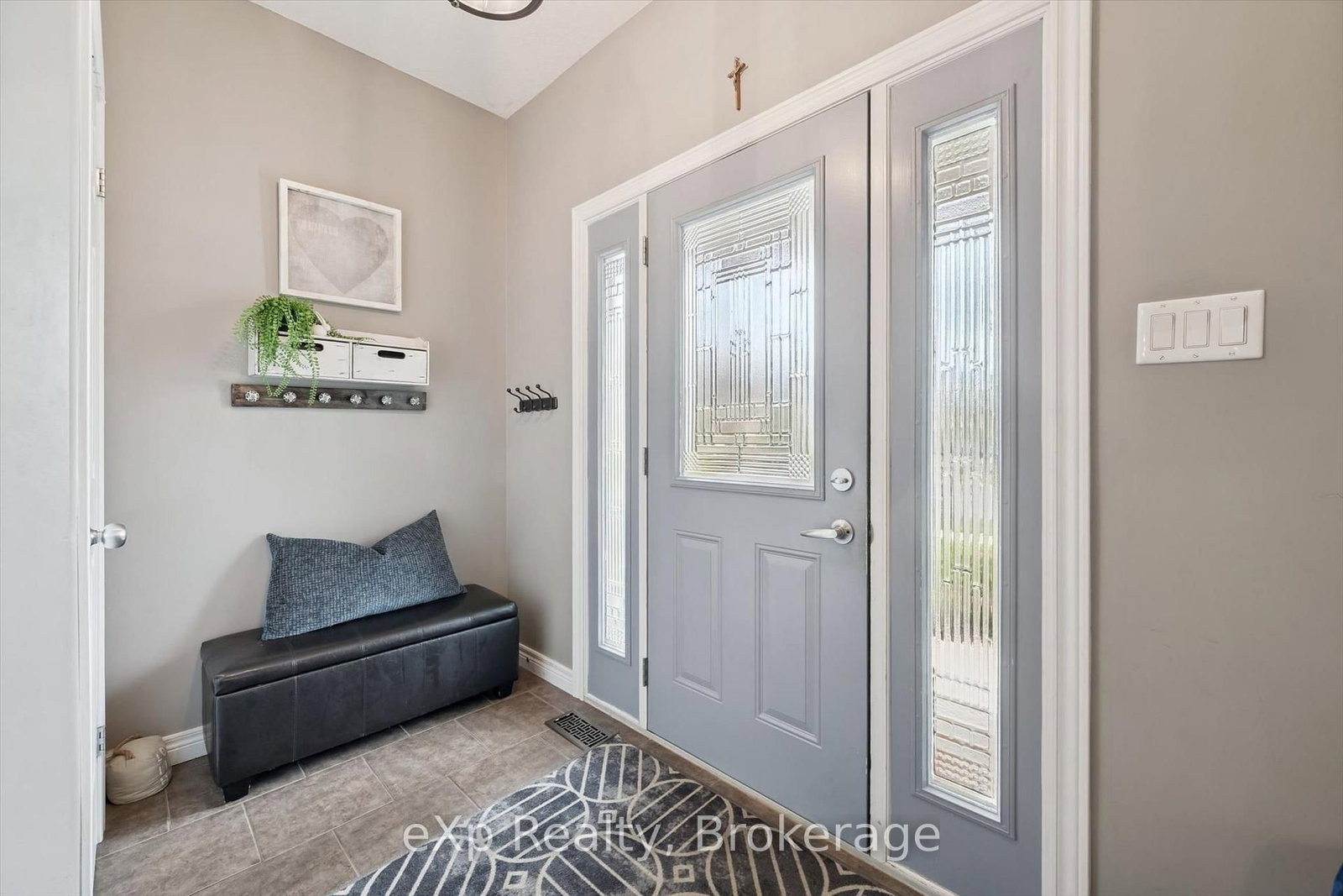 41 Westra Drive • Guelph, ON photo 7