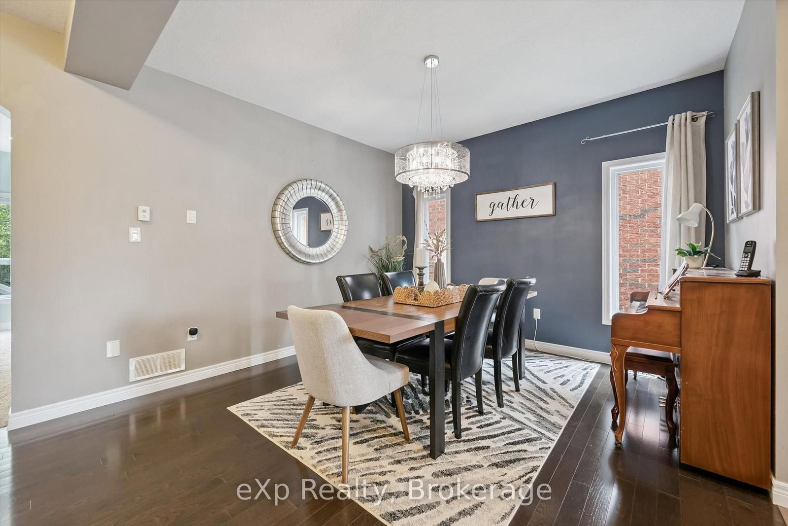 41 Westra Drive • Guelph, ON photo 8