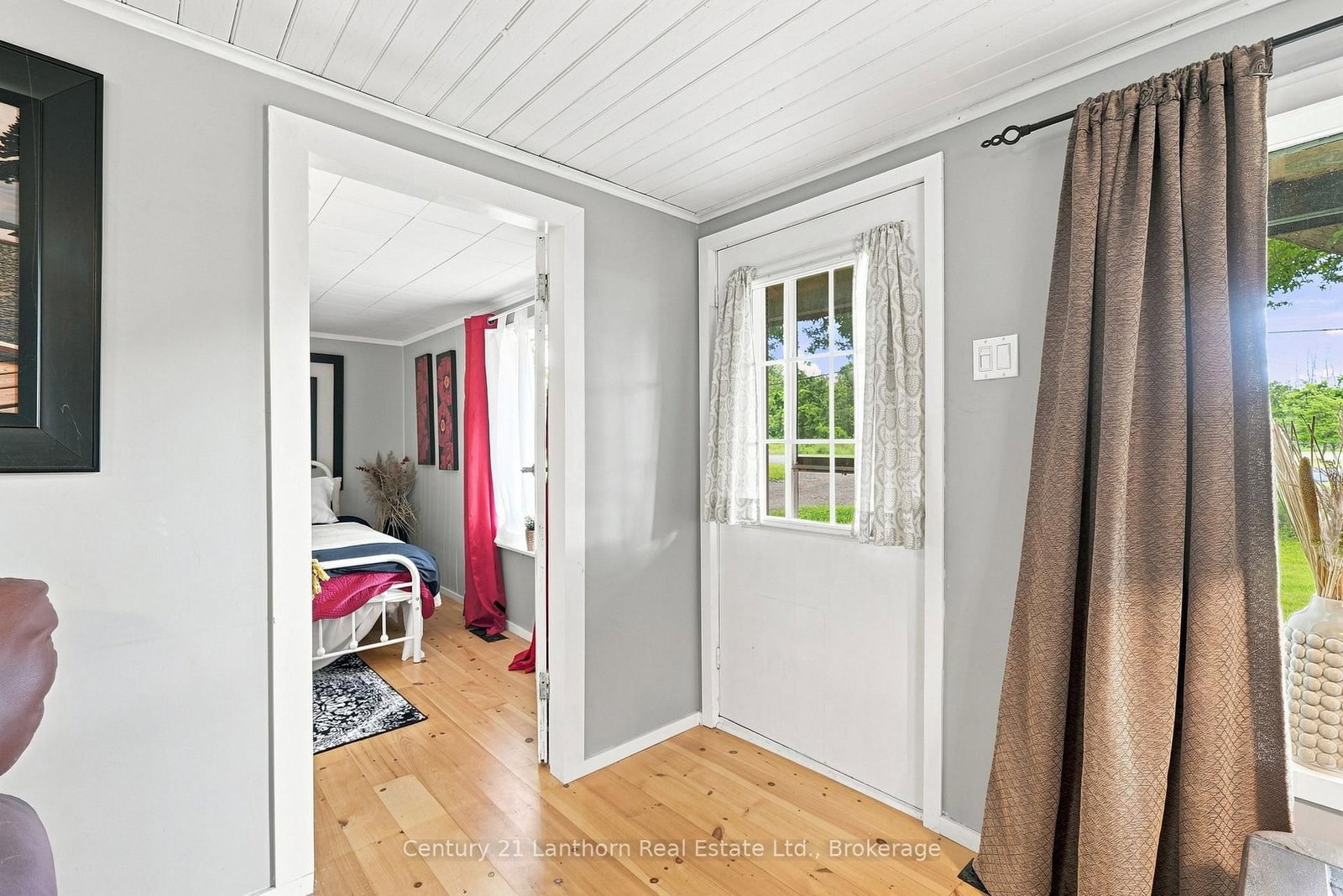 1083 County Road 5 • Prince Edward County, ON photo 18