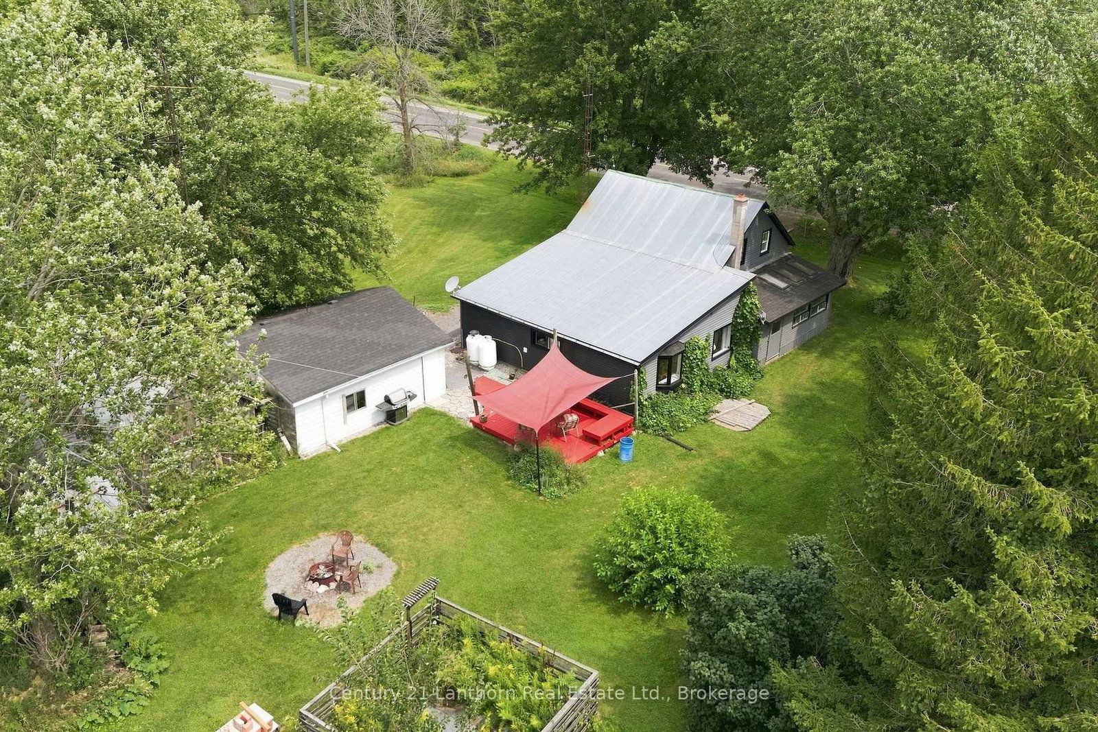 1083 County Road 5 • Prince Edward County, ON photo 36