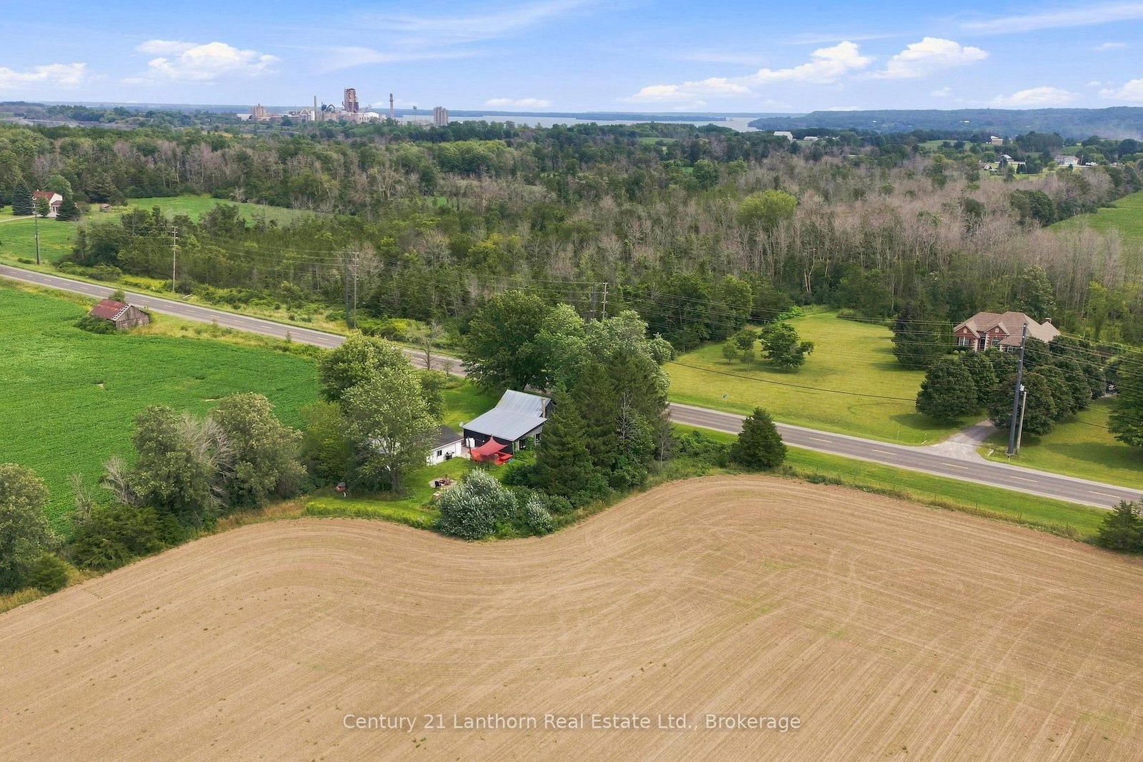 1083 County Road 5 • Prince Edward County, ON photo 38