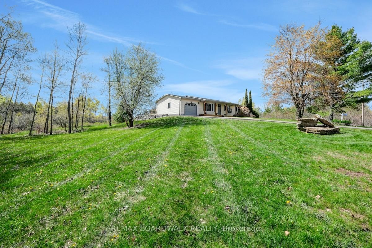 1505 7th Line • Carleton Place, ON photo 4