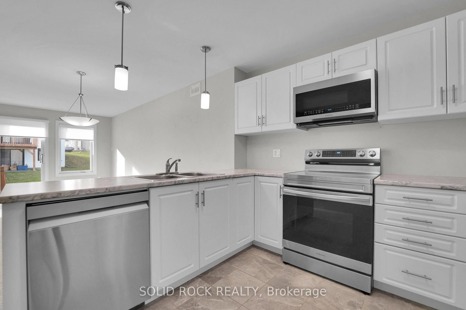 54 Griffith Way • Carleton Place, ON photo 4