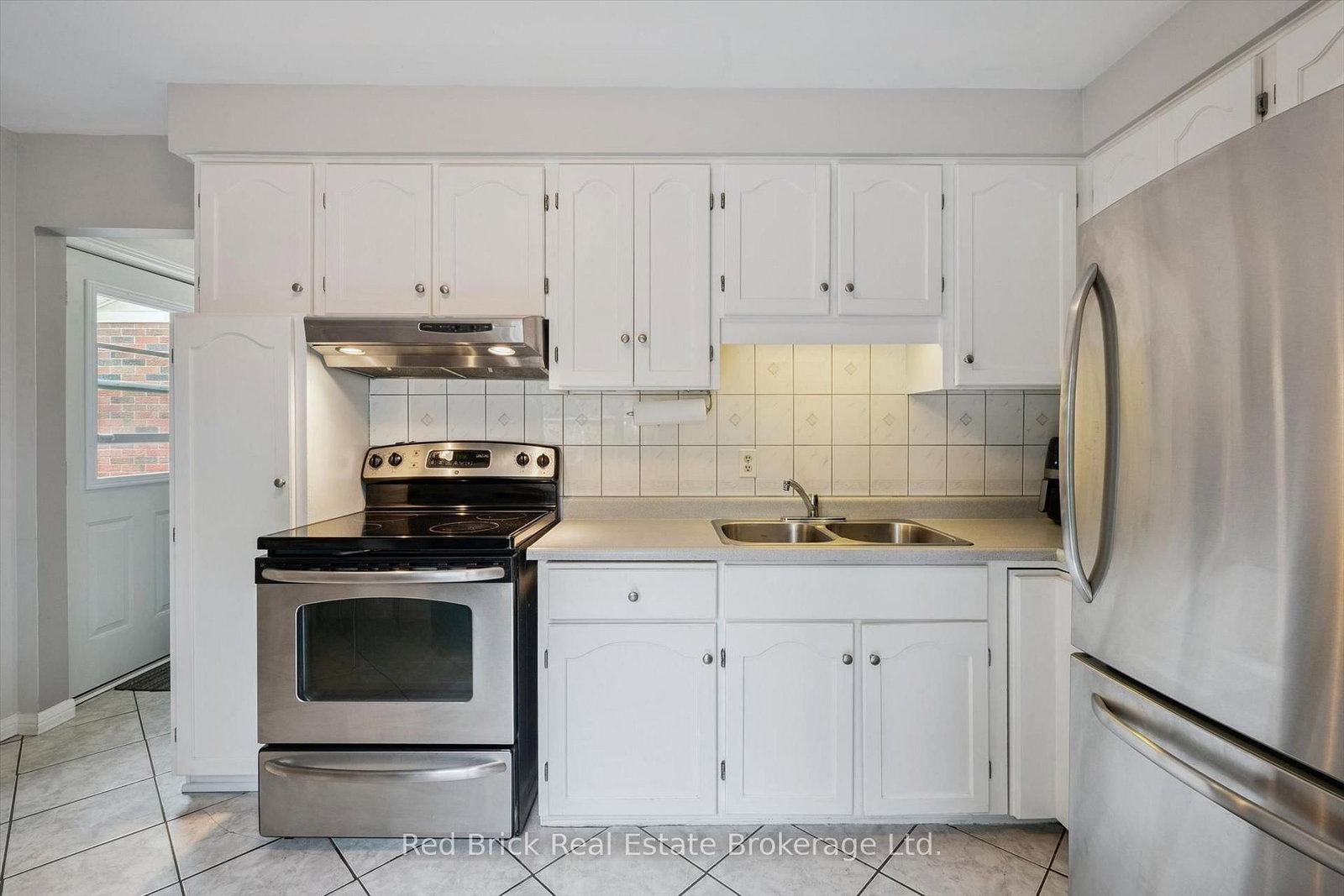 2 Woodborough Road • Guelph, ON photo 14
