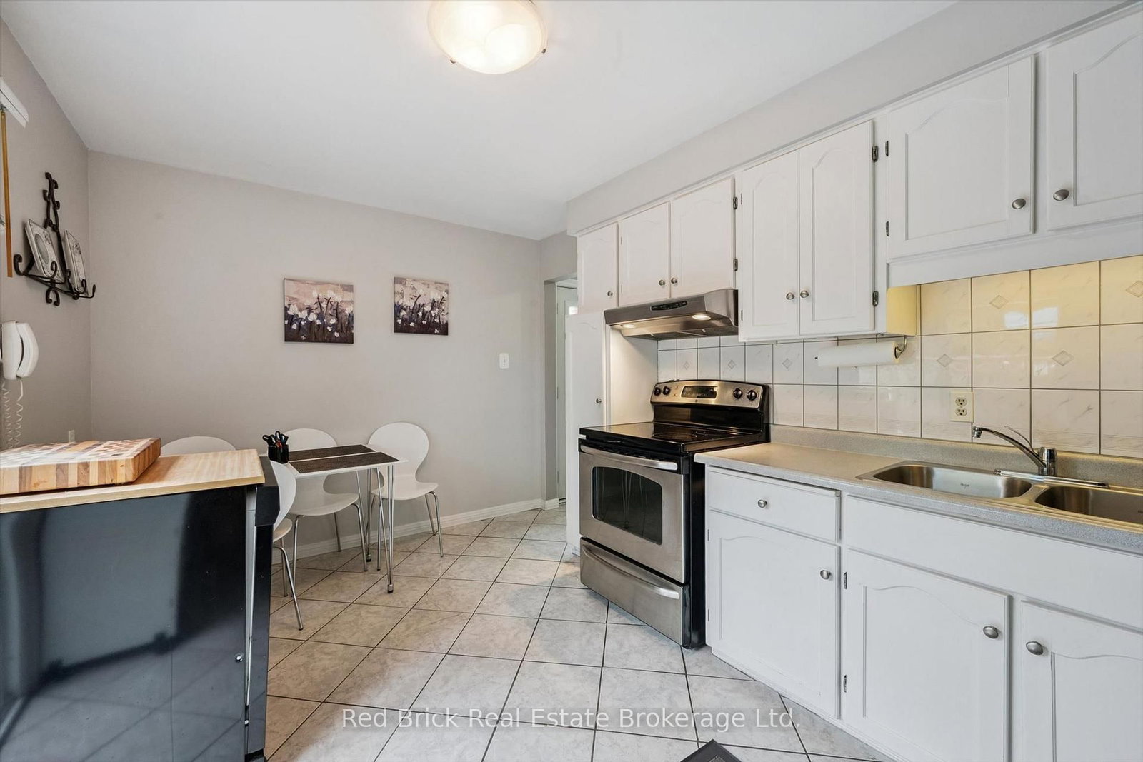 2 Woodborough Road • Guelph, ON photo 15