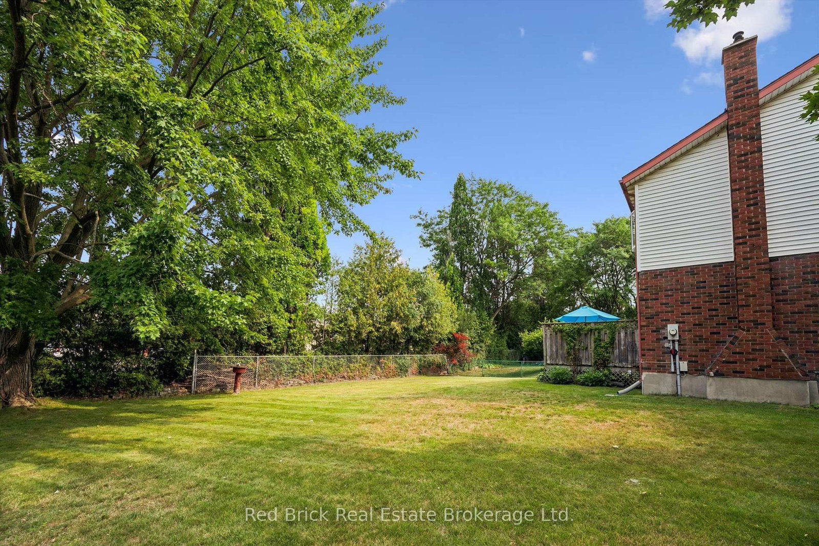2 Woodborough Road • Guelph, ON photo 38