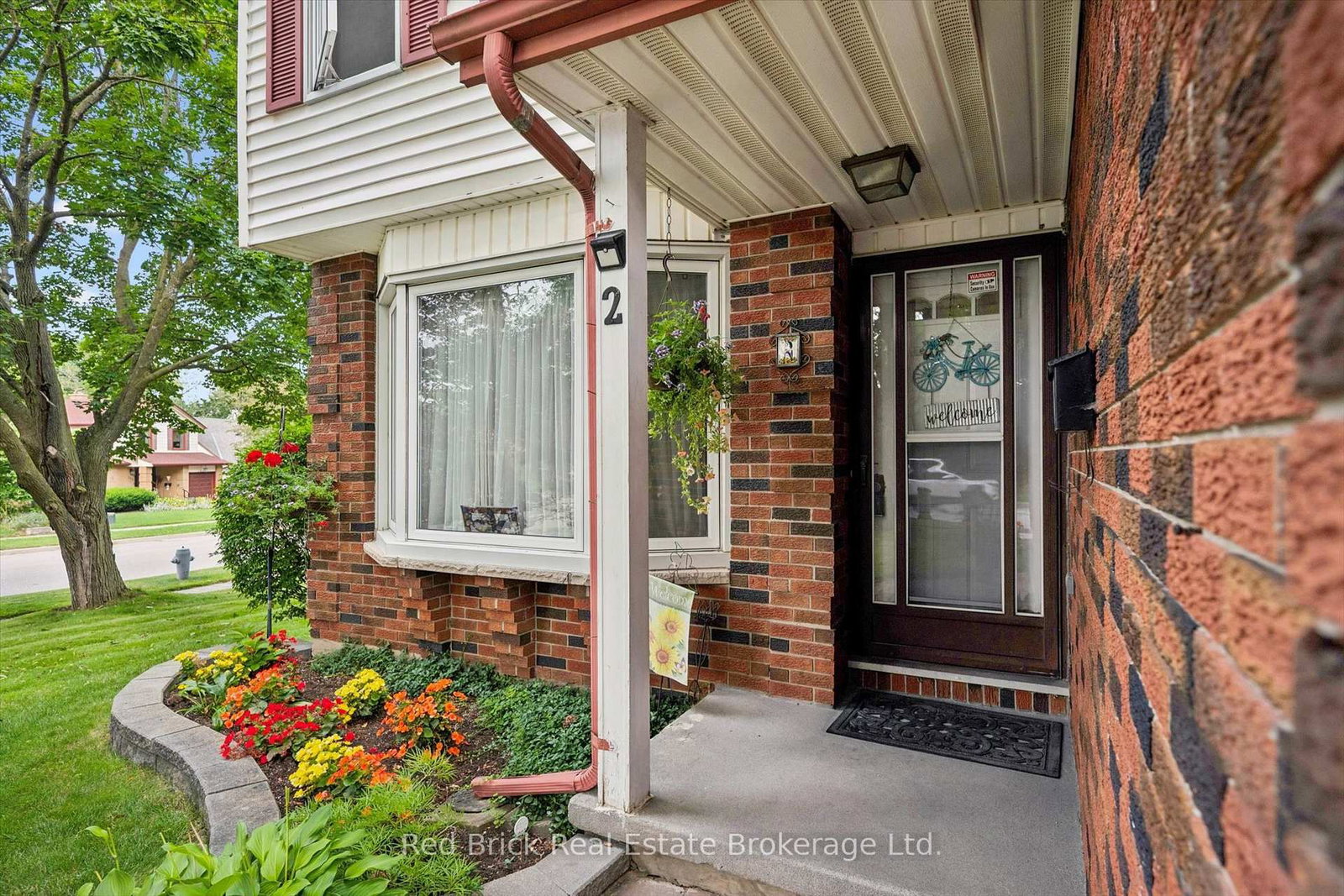 2 Woodborough Road • Guelph, ON photo 4