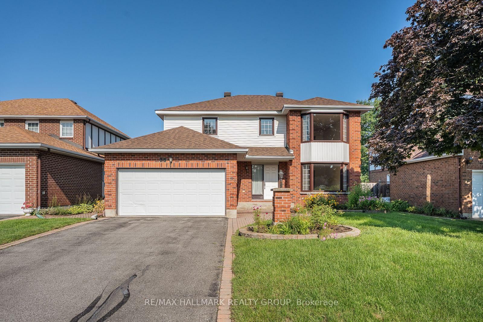 38 Bateman Drive • Ottawa, ON photo 1