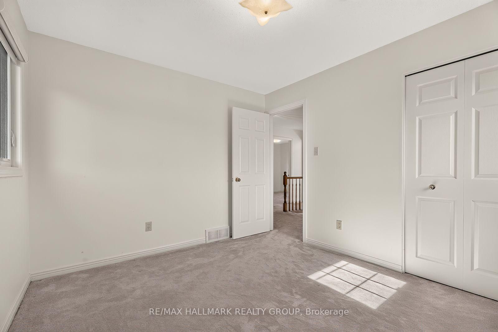 38 Bateman Drive • Ottawa, ON photo 33