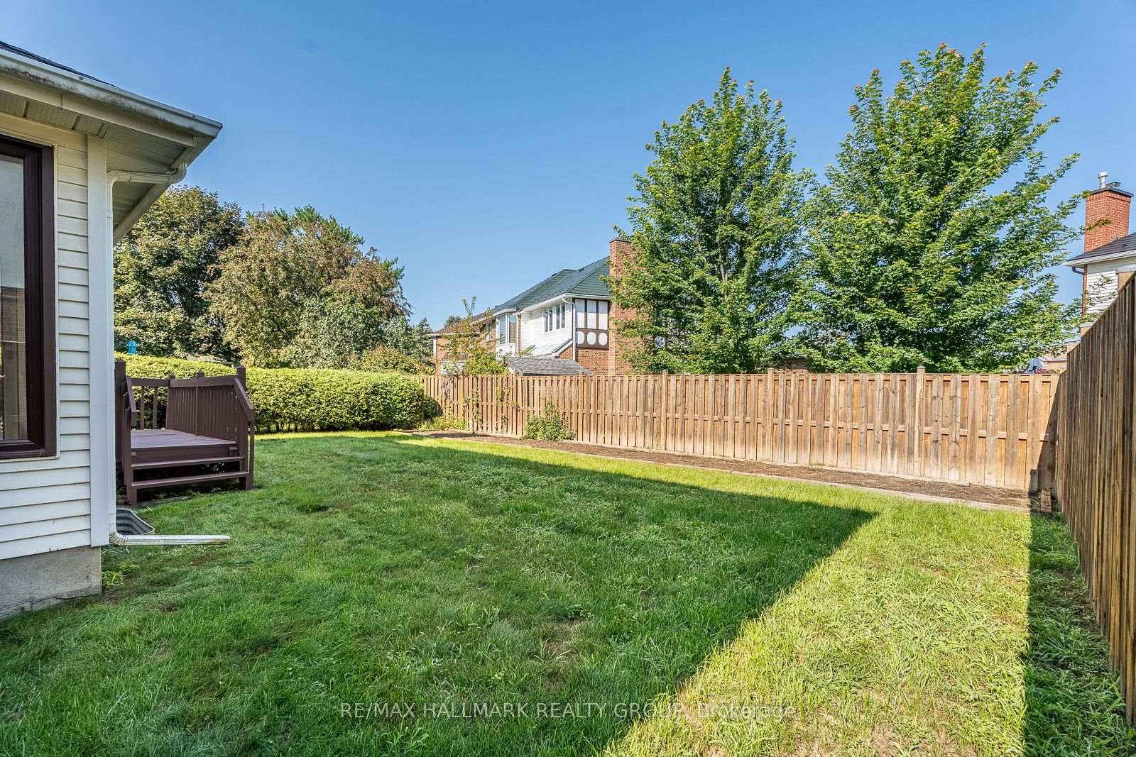 38 Bateman Drive • Ottawa, ON photo 39